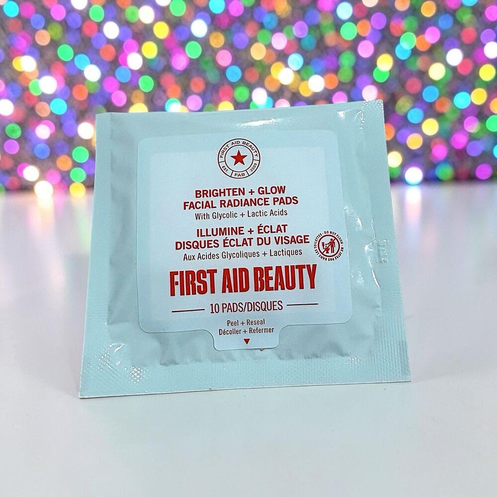 FIRST AID BEAUTY Brighten + Glow Facial Radiance Pads Deluxe Mini 10 pads NIP
